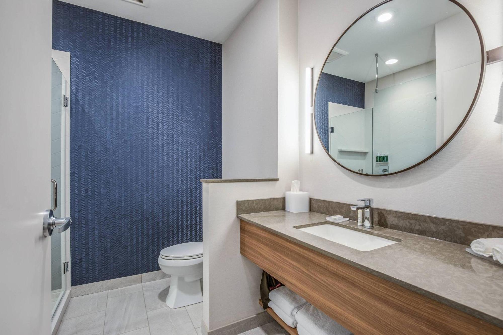 Fairfield Inn & Suites Вайтвотер Екстер'єр фото